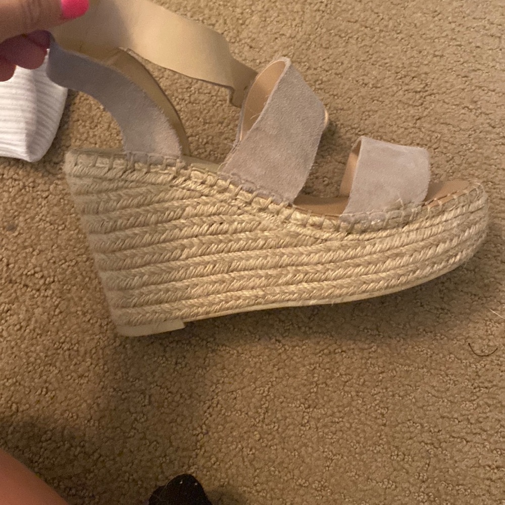 Dolce Vita size 5 wedge
